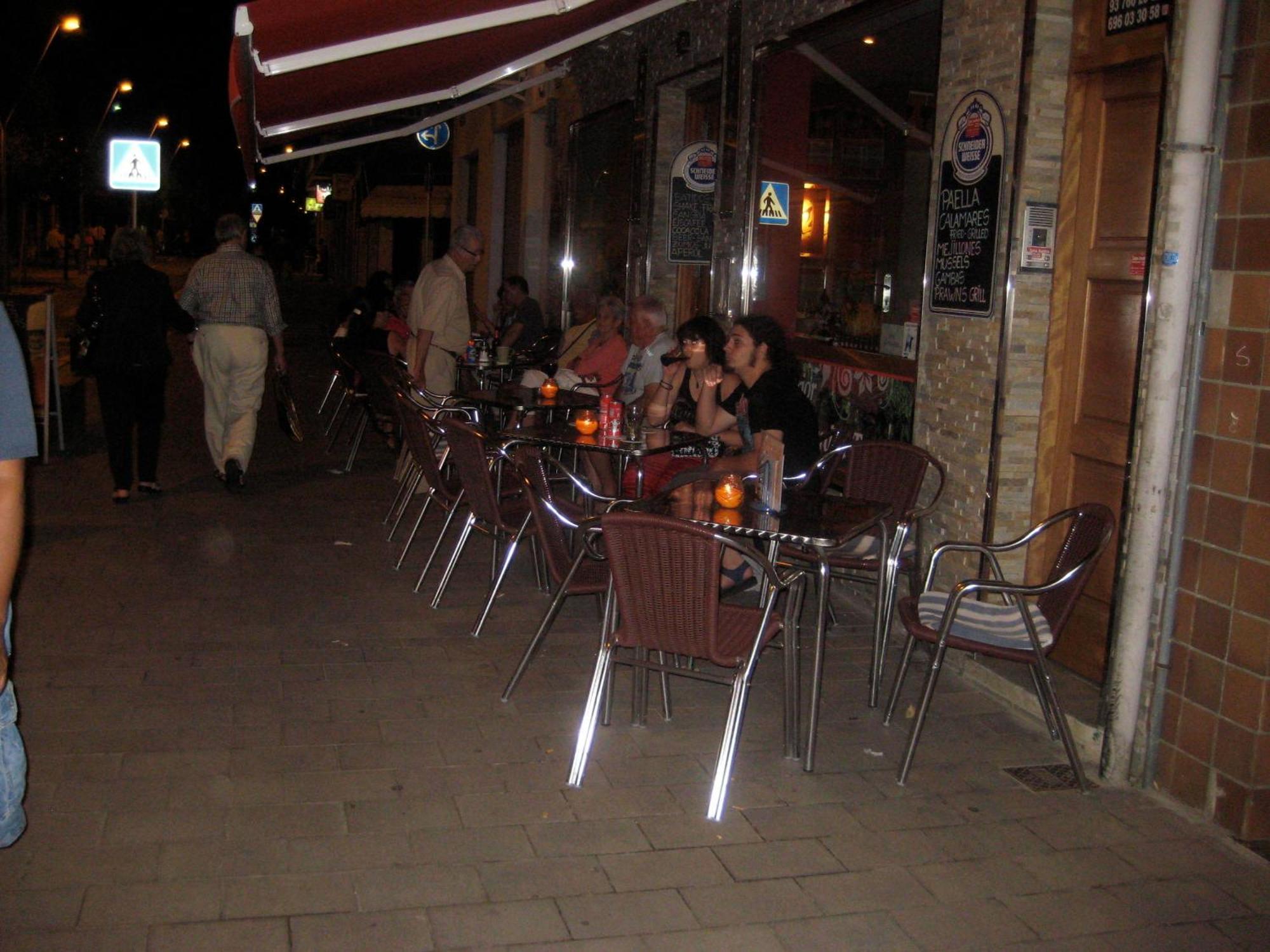 Pension Casa Austria Calella Esterno foto