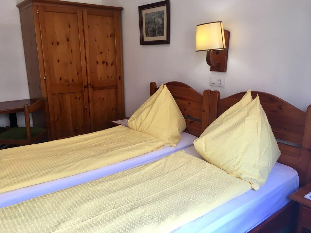 Pension Casa Austria Calella Esterno foto
